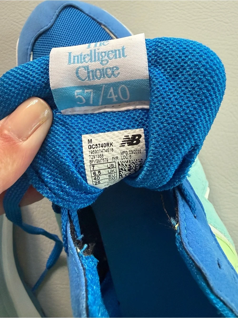 New Balance Grade School 57/40 Sneakers Serene Blue Surf Youth Big Kids 7 Men 40